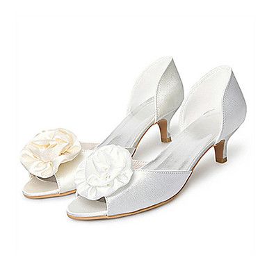 Peep Toe Cetim Branco Perola com flor